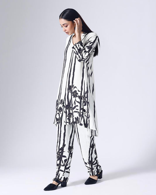 FLORAL STRIPE KNEE LENGTH COORD SET