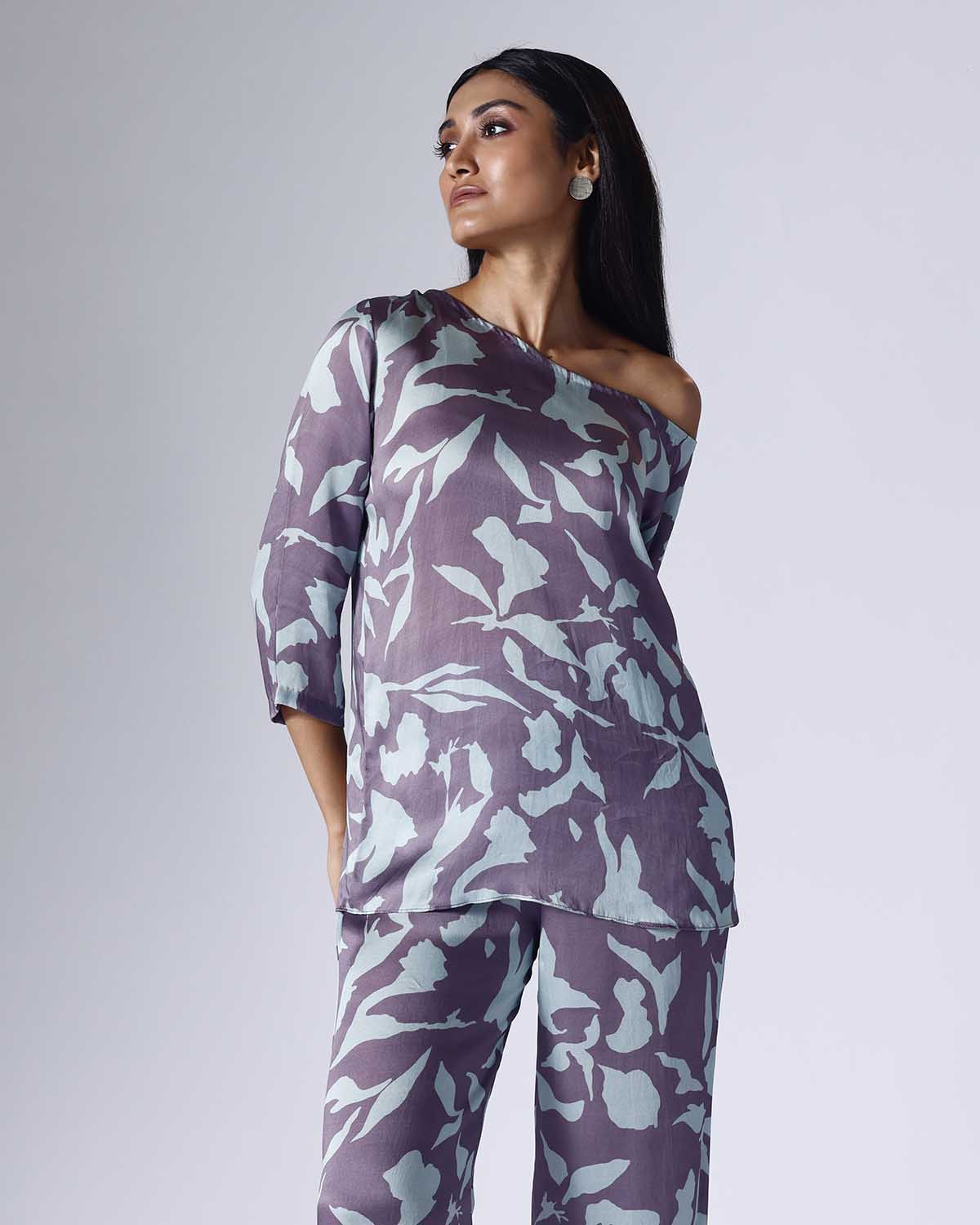 FOLIAGE DROP SHOULDER COORD SET