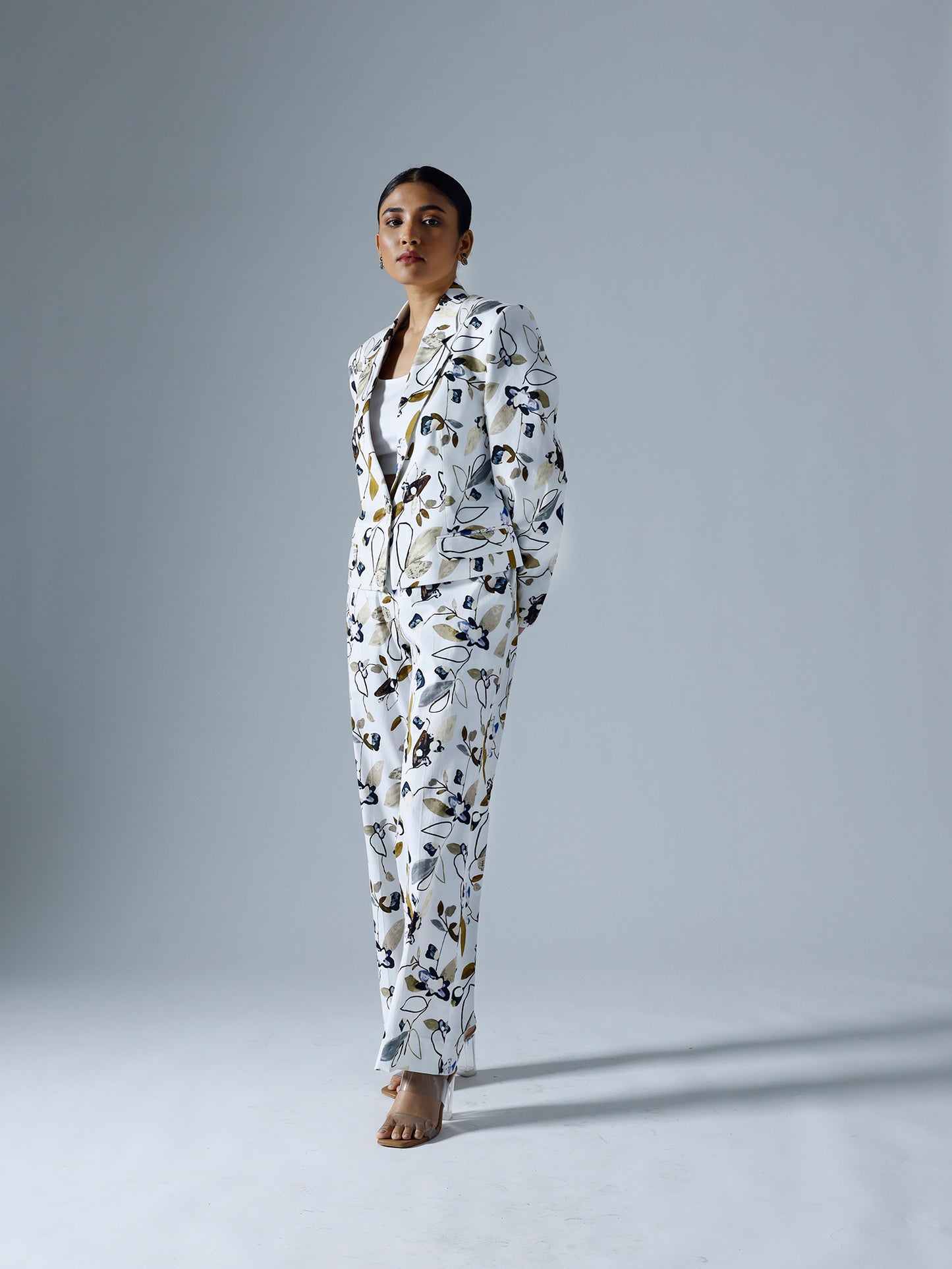 Vivid White Cropped Blazer Pant Suit