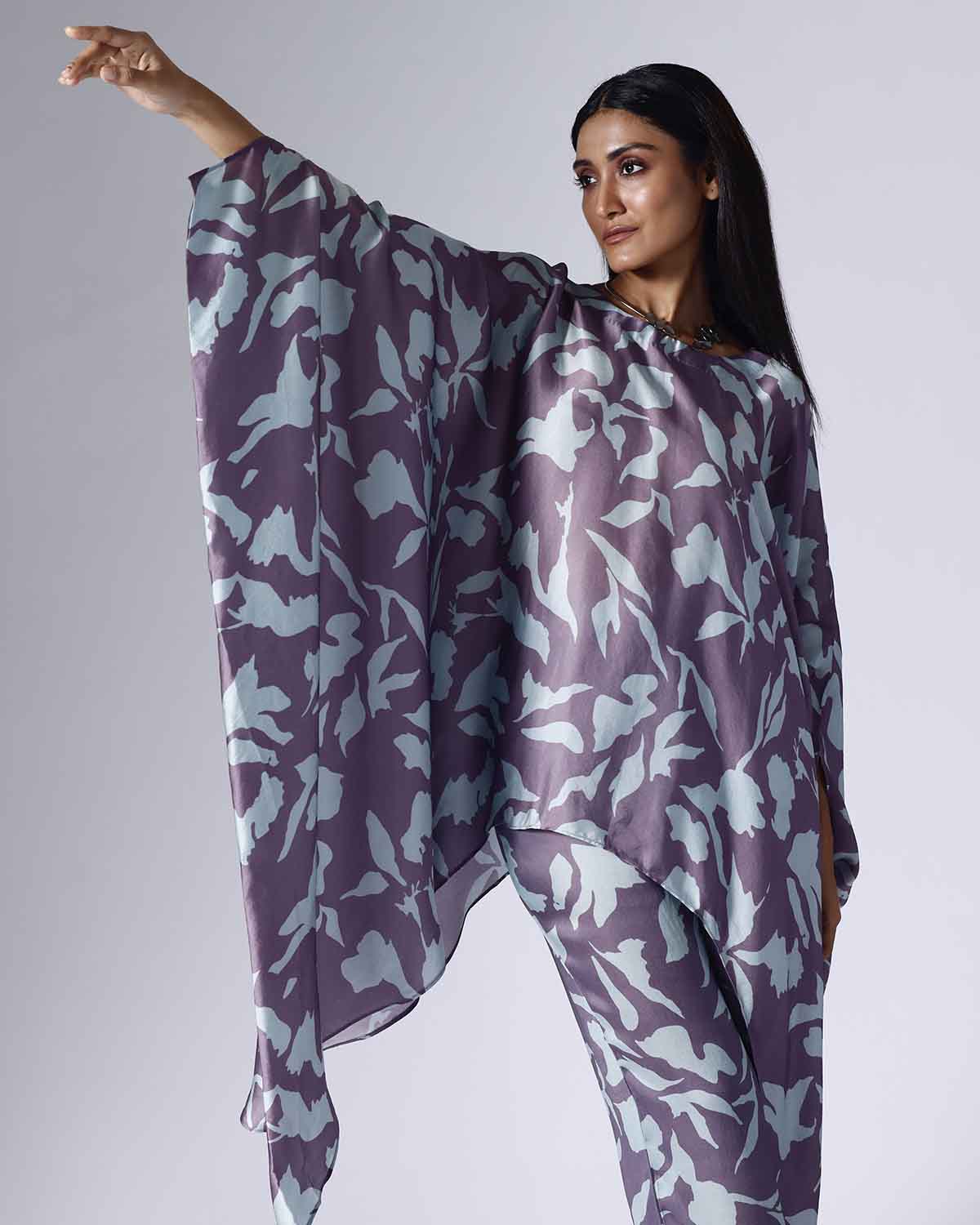 FOLIAGE PONCHO SET